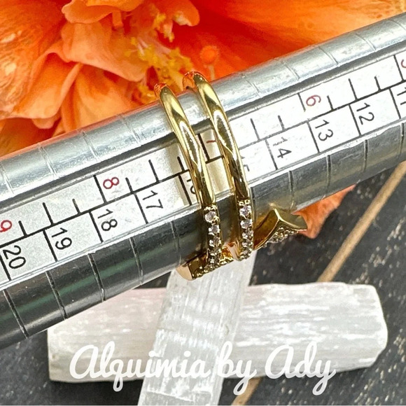 Gold/zirconia pave diamond style chunky lux ring band maximalist - Picture 3 of 7